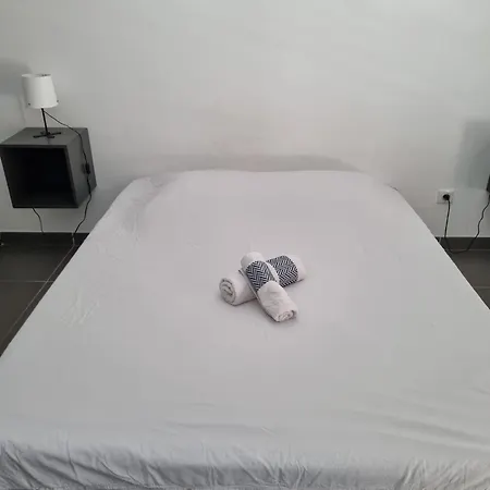 Appartement Avec Terrasse Montpellier Exterior foto