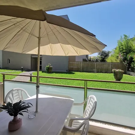 Appartement Avec Terrasse Montpellier Exterior foto
